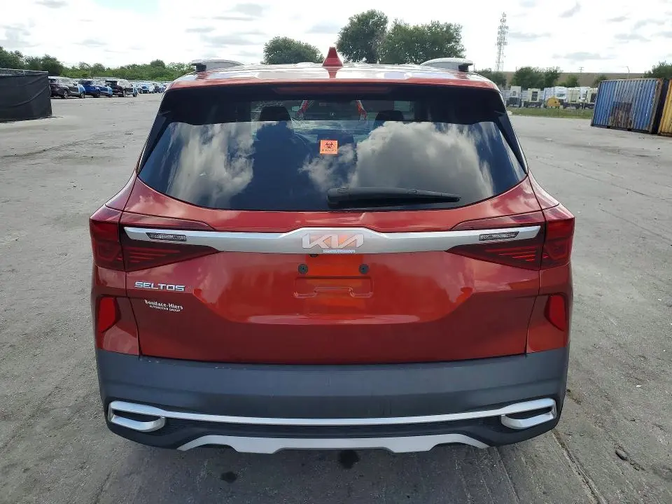 2023 KIA SELTOS S  