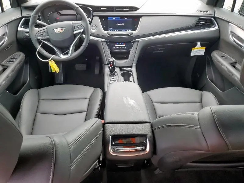 2025 CADILLAC XT6 LUXURY  
