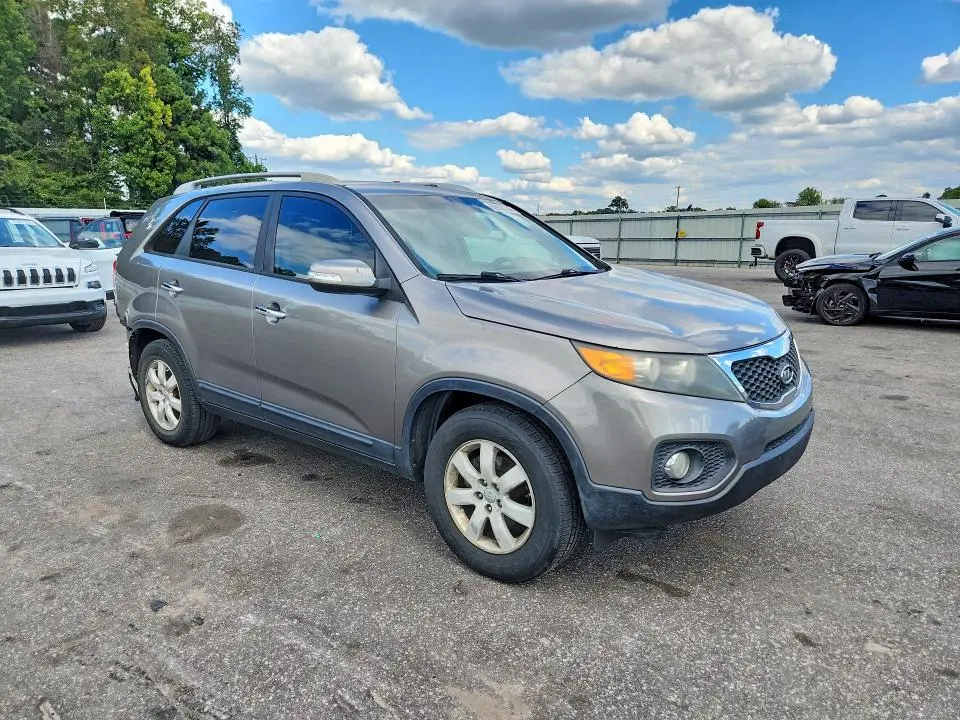 2012 KIA SORENTO LX  