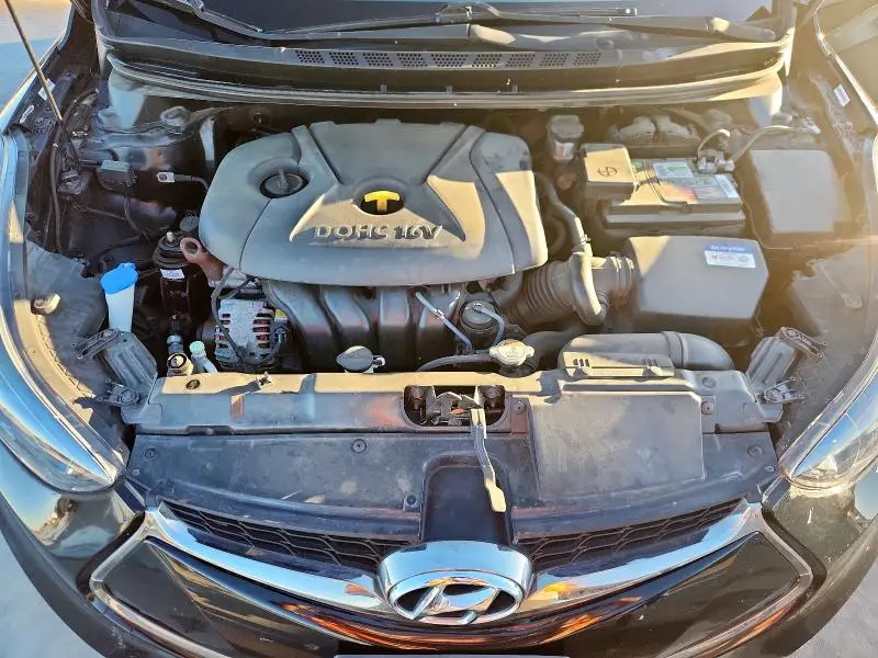 2013 HYUNDAI ELANTRA COUPE GS  