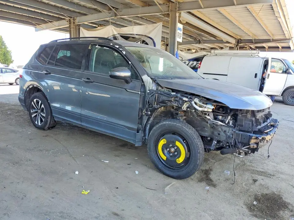 2022 VOLKSWAGEN TIGUAN S  