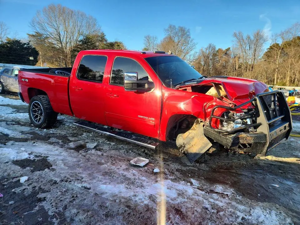 2011 CHEVROLET SILVERADO K2500 HEAVY DUTY LT  