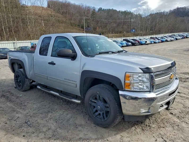 2013 CHEVROLET SILVERADO K1500 LT  