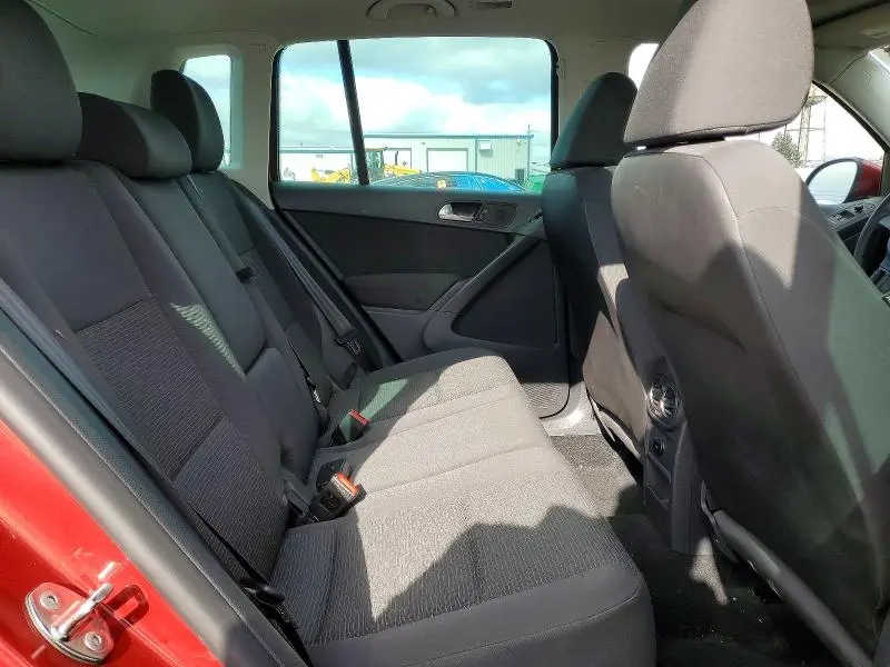 2012 VOLKSWAGEN TIGUAN S  
