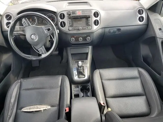 2011 VOLKSWAGEN TIGUAN S  