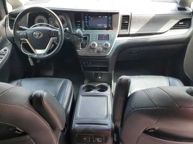 2015 TOYOTA SIENNA SPORT  