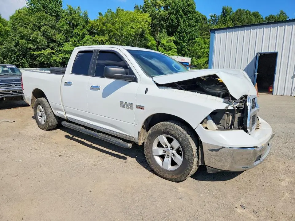 2017 RAM 1500 SLT  