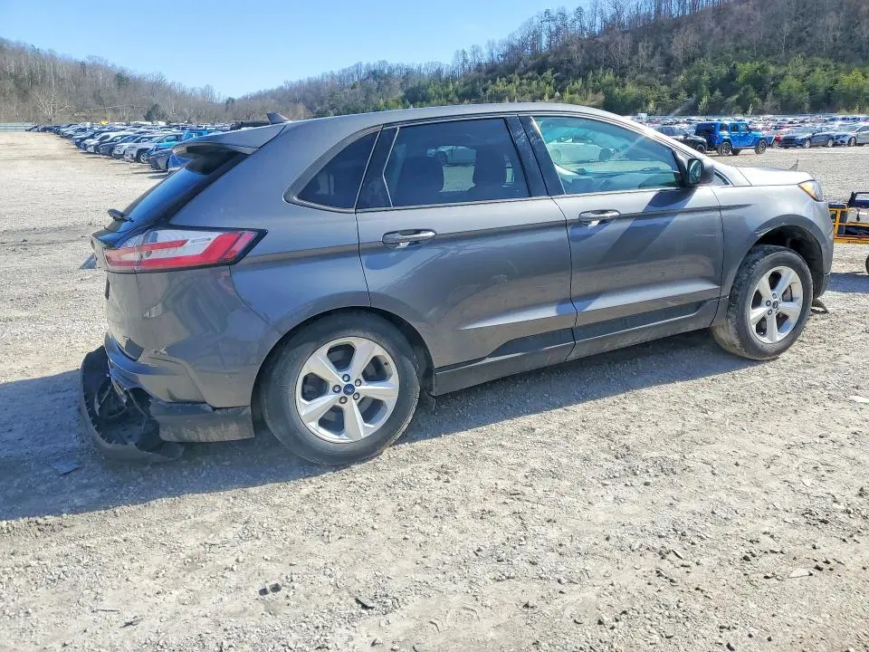 2021 FORD EDGE SE  