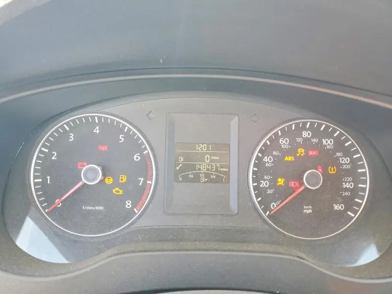 2014 VOLKSWAGEN JETTA SE  