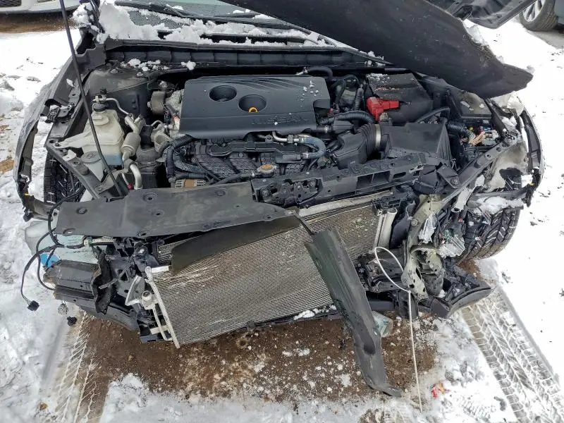 2019 NISSAN ALTIMA SR  