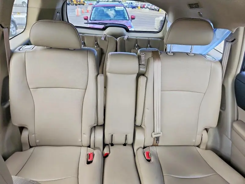 2013 TOYOTA HIGHLANDER LIMITED  