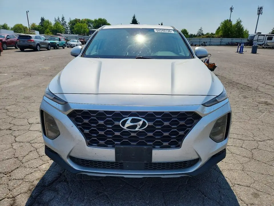 2020 HYUNDAI SANTA FE SE  