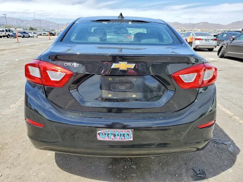 2018 CHEVROLET CRUZE LS  