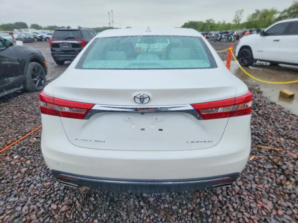 2016 TOYOTA AVALON LIMITED  