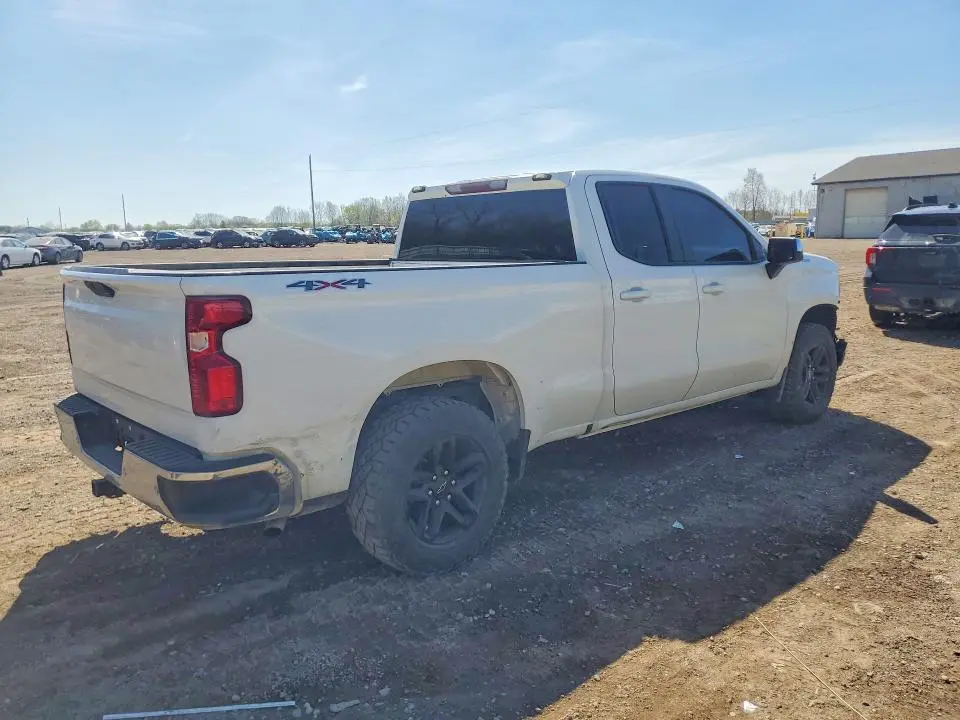 2020 CHEVROLET SILVERADO K1500 LT  