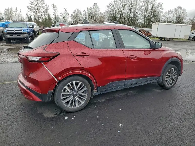 2022 NISSAN KICKS SV  