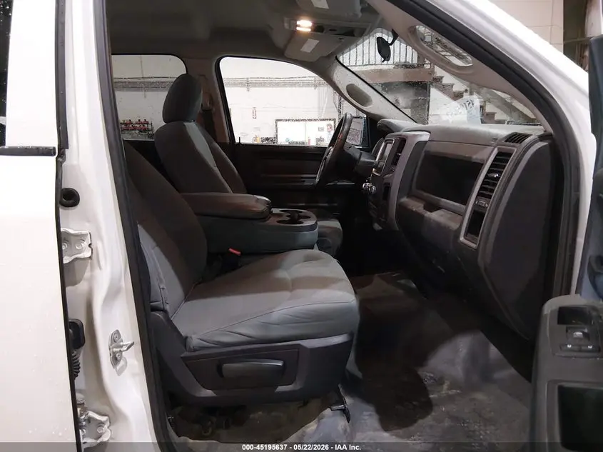2019 RAM 1500 CLASSIC TRADESMAN  4X2 5'7 BOX
