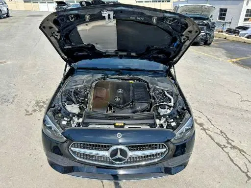 2023 MERCEDES-BENZ C 300  