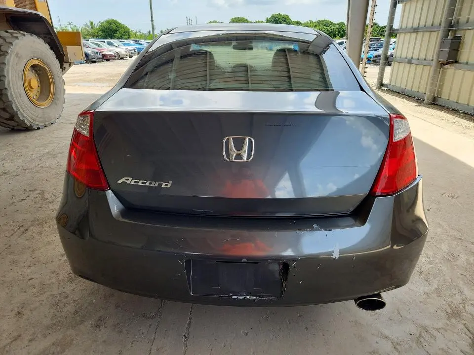 2010 HONDA ACCORD LX  