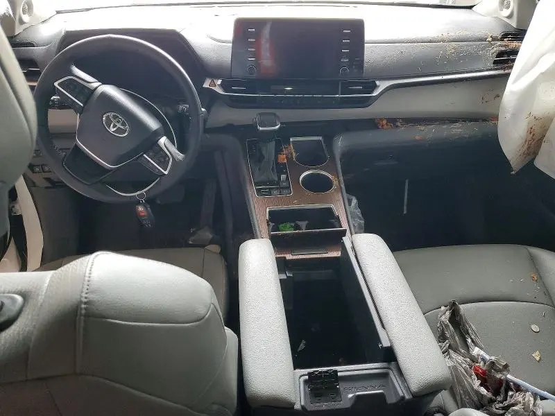 2024 TOYOTA SIENNA XLE 7-PASSENGER  