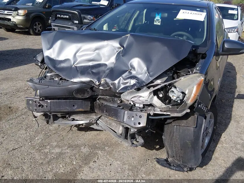 2015 TOYOTA PRIUS C THREE
