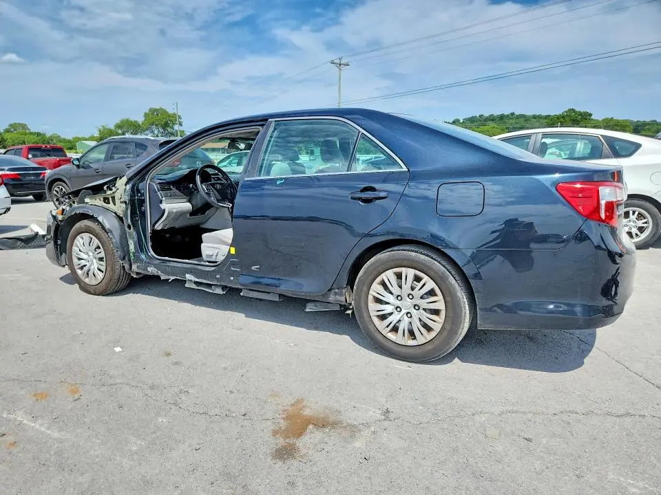 2014 TOYOTA CAMRY LE  