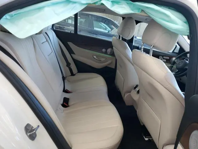 2017 MERCEDES-BENZ E 300 4MATIC  