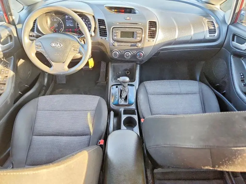 2017 KIA FORTE LX  