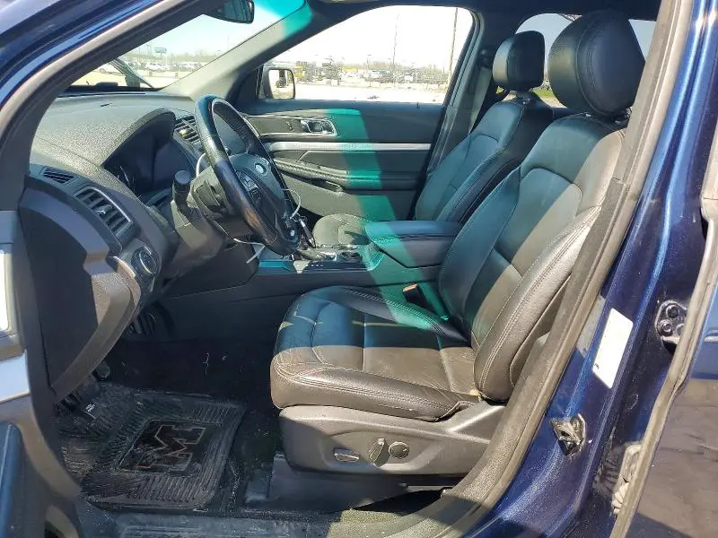 2017 FORD EXPLORER XLT  
