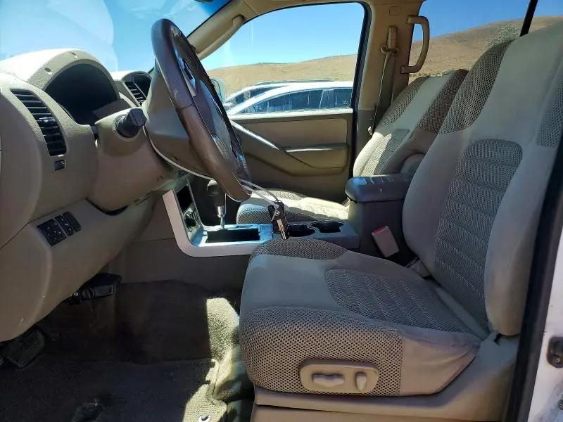 2012 NISSAN PATHFINDER S  