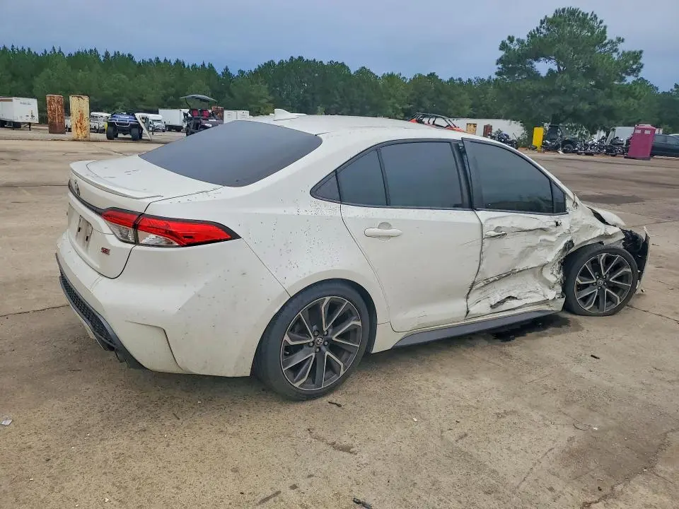 2020 TOYOTA COROLLA SE  