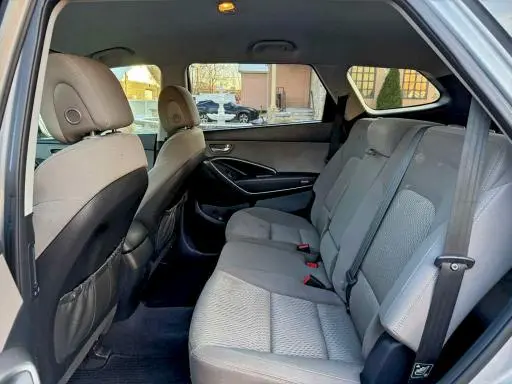 2016 HYUNDAI SANTA FE SE  