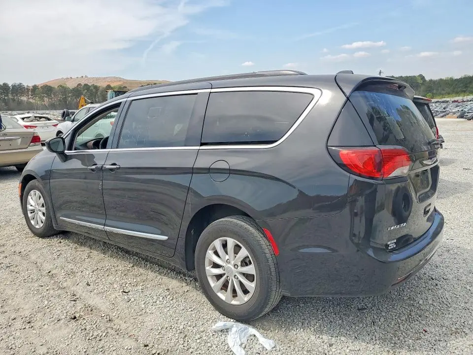 2017 CHRYSLER PACIFICA TOURING L  
