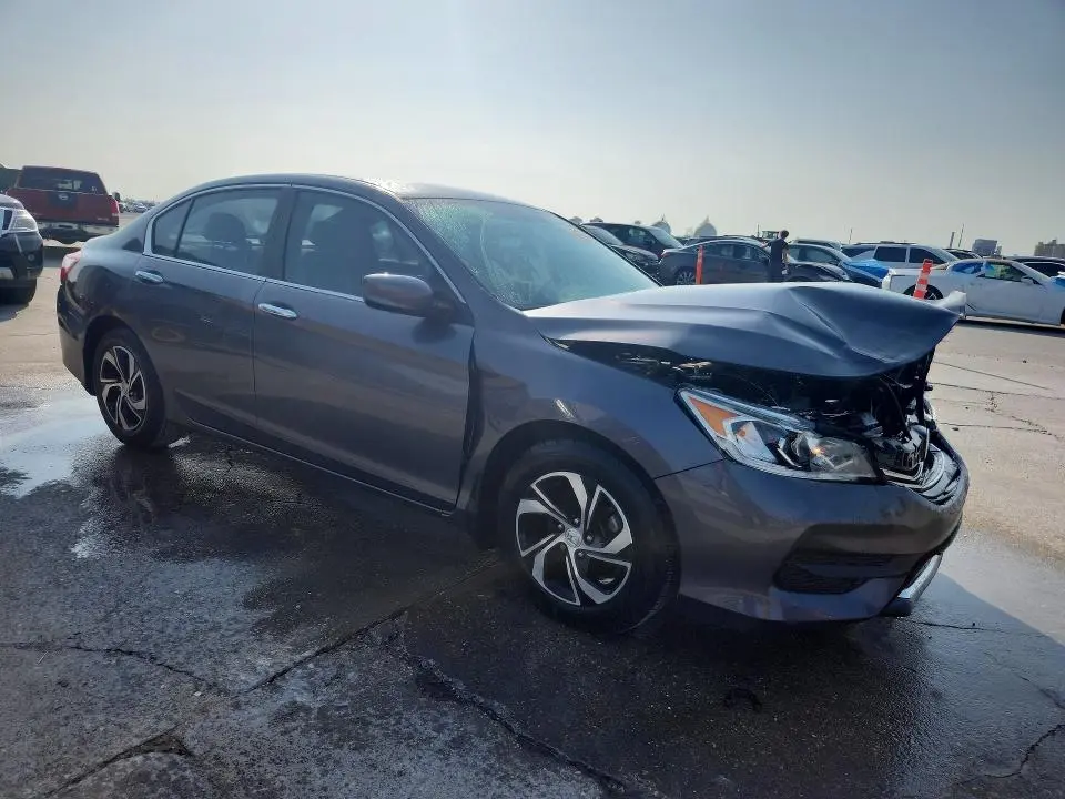 2017 HONDA ACCORD LX  