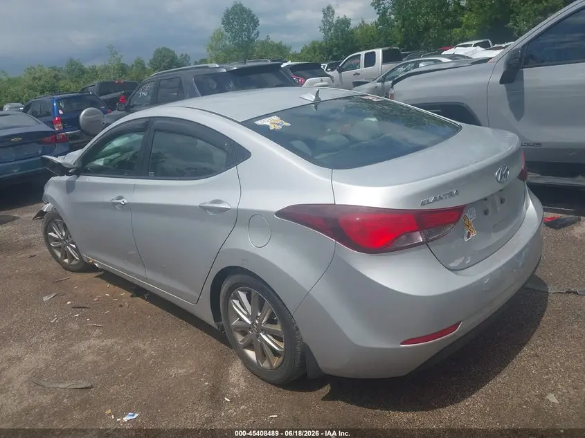 2015 HYUNDAI ELANTRA SE