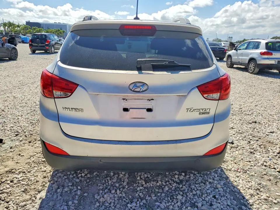 2010 HYUNDAI TUCSON LIMITED  