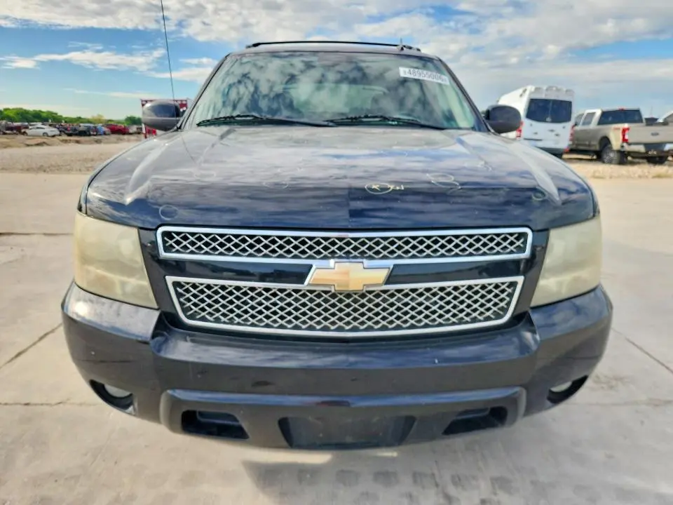 2011 CHEVROLET AVALANCHE LT  