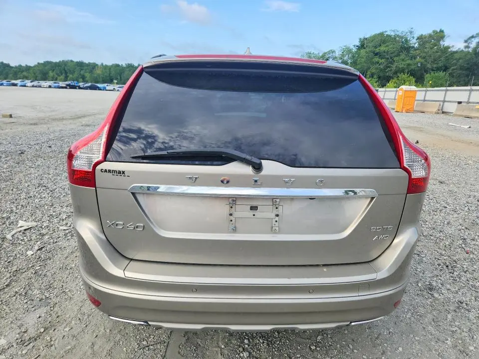 2016 VOLVO XC60 T6 PREMIER  