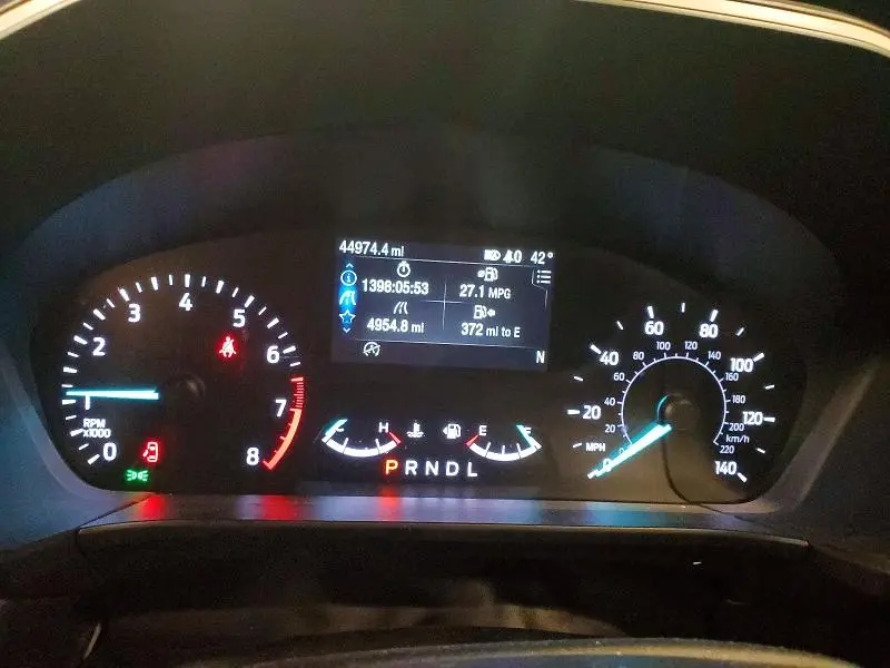 2021 FORD ESCAPE SE  