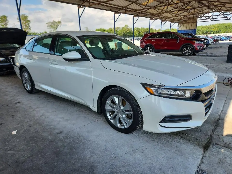 2018 HONDA ACCORD LX  