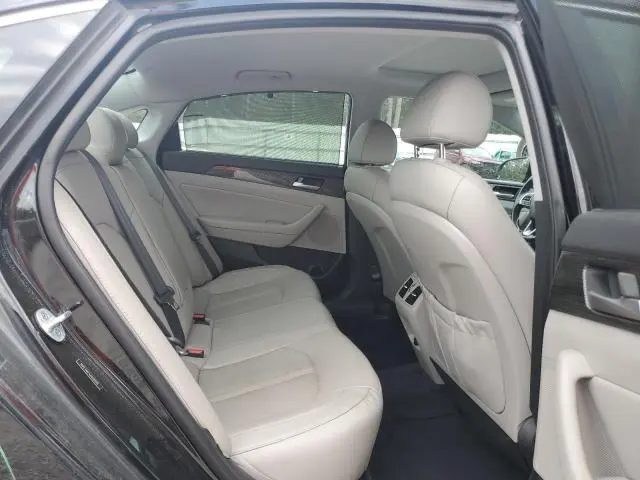 2018 HYUNDAI SONATA SPORT  