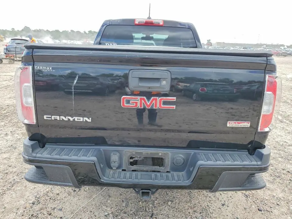 2015 GMC CANYON SLE  