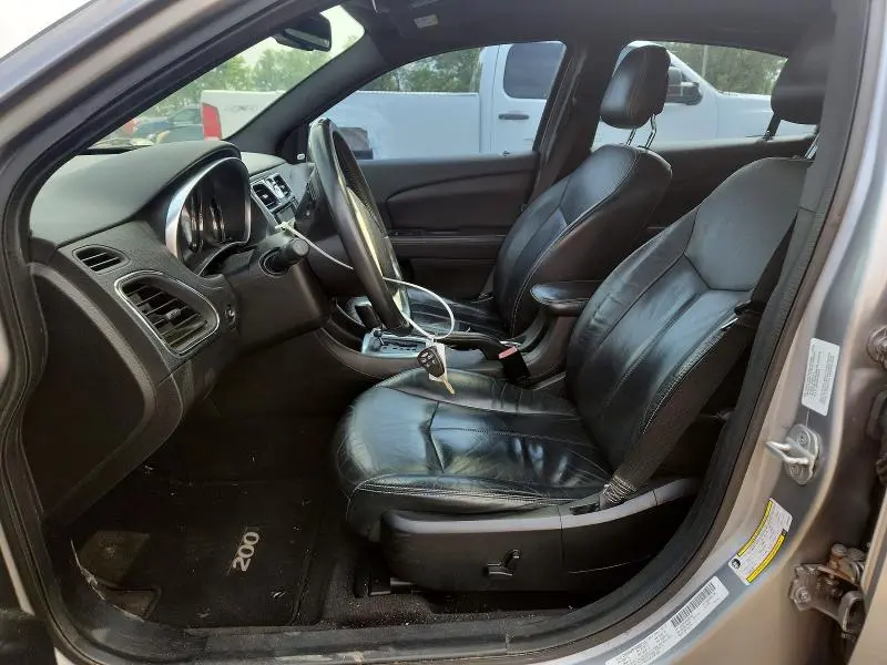 2013 CHRYSLER 200 LIMITED  