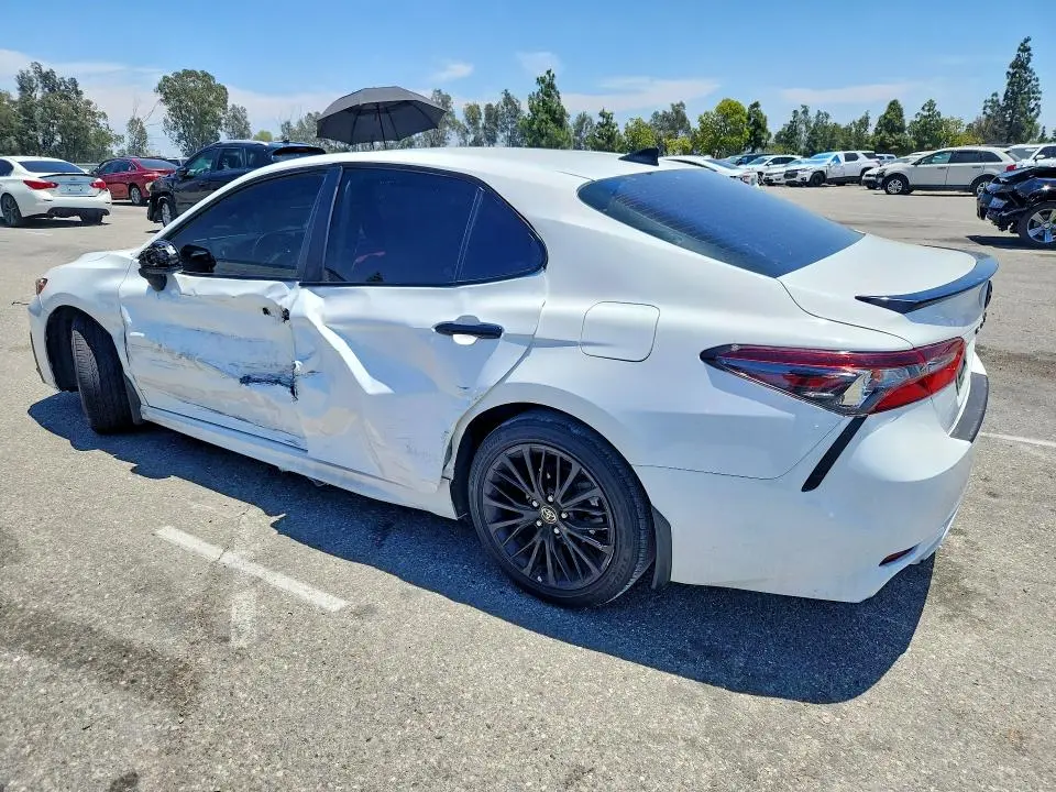 2021 TOYOTA CAMRY SE NIGHTSHADE  