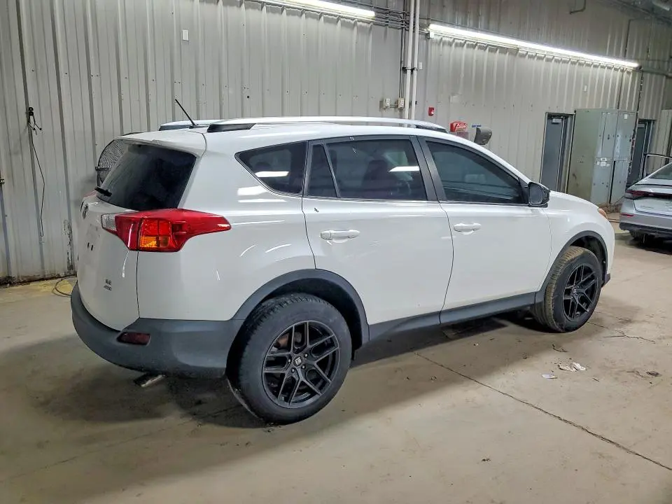 2014 TOYOTA RAV4 LE  
