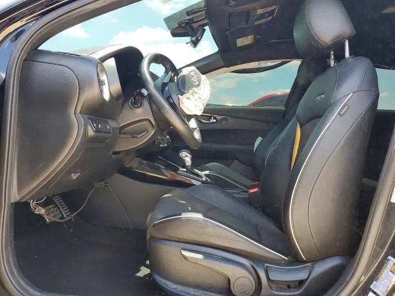 2024 KIA FORTE GT LINE  