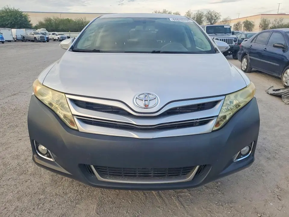 2013 TOYOTA VENZA LE  