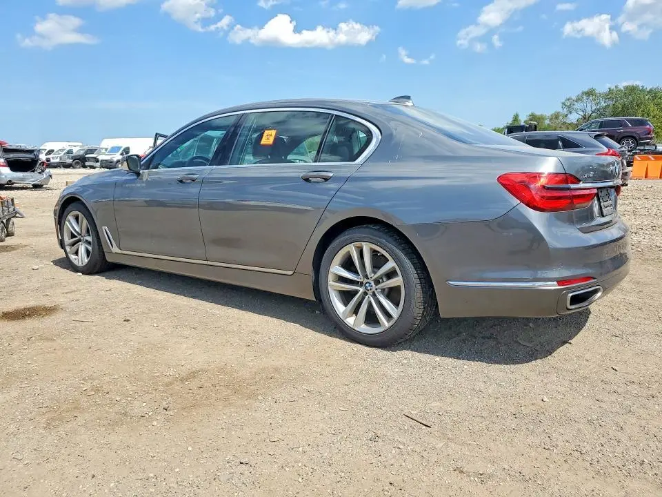 2016 BMW 750 XI  