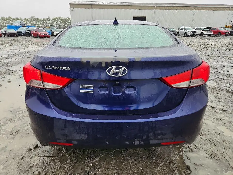 2012 HYUNDAI ELANTRA GLS  