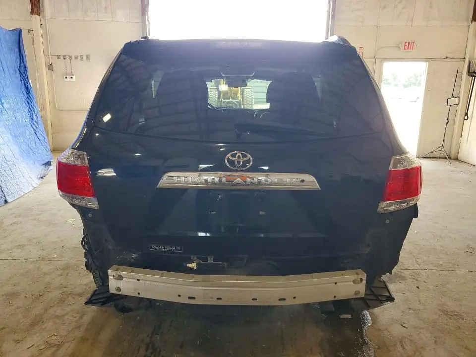 2011 TOYOTA HIGHLANDER LIMITED  